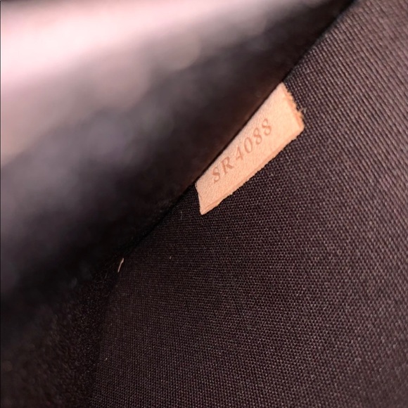 SOLD Louis Vuitton Amaranthe Vernis Roxbury Drive - Picture 9 of 9